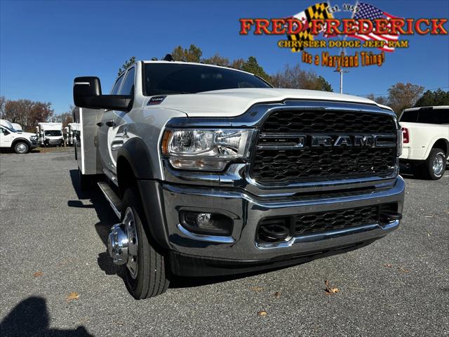 2024 RAM Ram 5500 Chassis Cab RAM 5500 TRADESMAN CHASSIS CREW CAB 4X4 84 CA