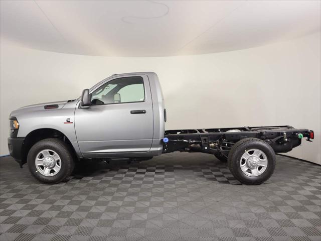 2024 RAM Ram 3500 Chassis Cab RAM 3500 TRADESMAN CHASSIS REGULAR CAB 4X4 60 CA