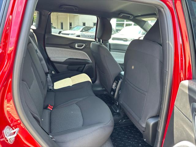 2024 Jeep Compass COMPASS SPORT 4X4