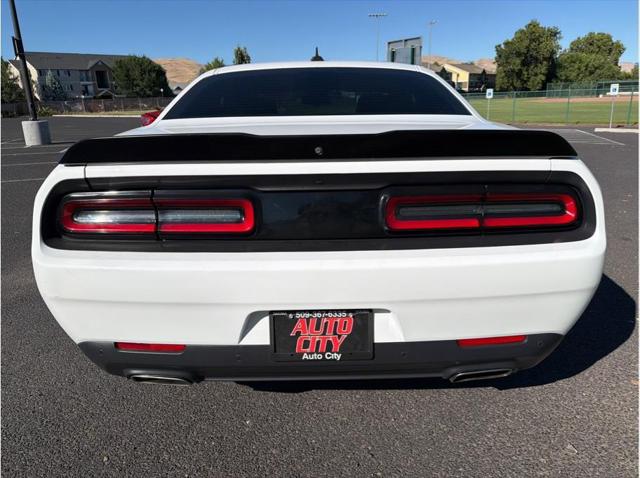 2017 Dodge Challenger GT