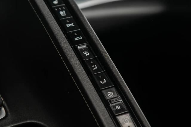 2021 Chevrolet Corvette Stingray RWD Convertible 2LT