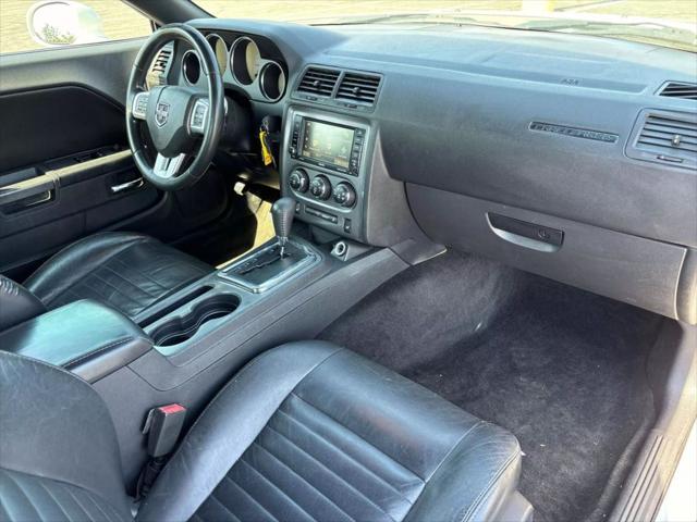 2013 Dodge Challenger R/T Plus