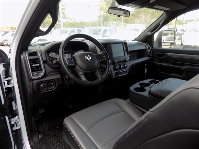 2024 Ram 2500 Tradesman Regular Cab 4x4 8' Box