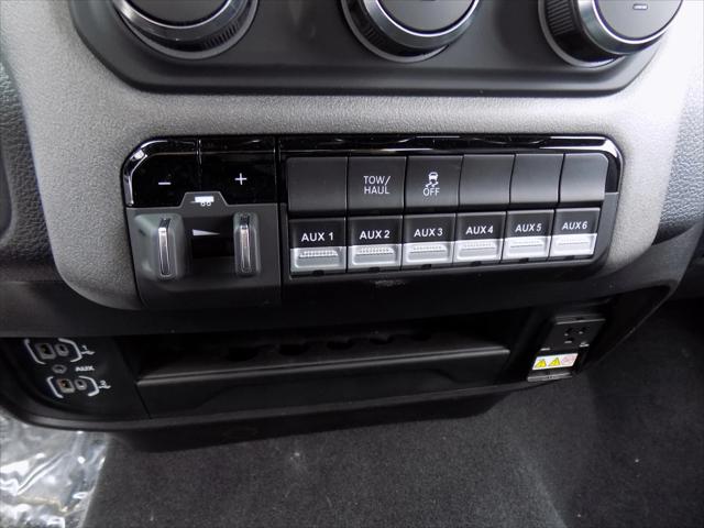 2024 Ram 2500 Tradesman Regular Cab 4x4 8' Box