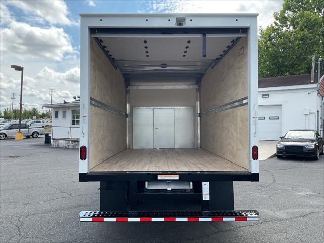2025 Ford E-350 Cutaway E-350 15 FT Box Truck