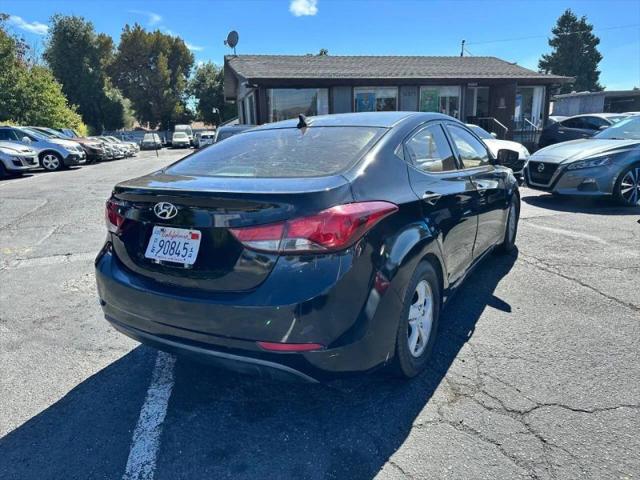 2014 Hyundai Elantra SE