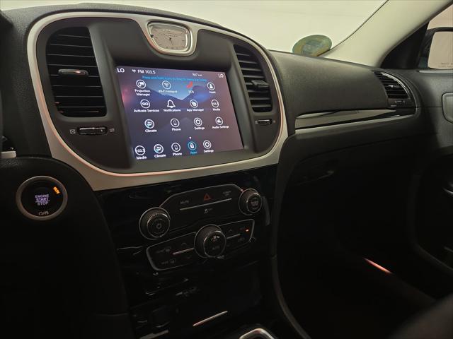 2023 Chrysler 300 Touring