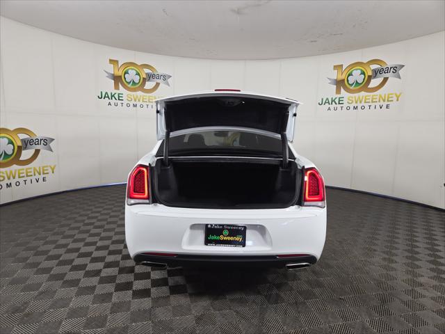 2023 Chrysler 300 Touring