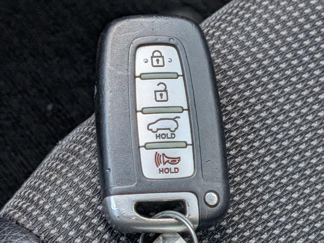 2016 Hyundai Veloster Base