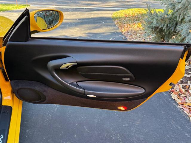 2001 Porsche 911 Carrera