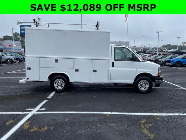 2024 Chevrolet Express Cutaway Work Van