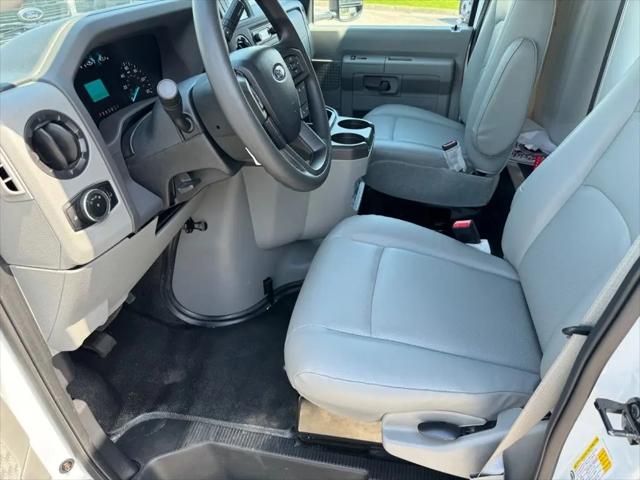 2025 Ford E-350 Cutaway E-Series Cutaway