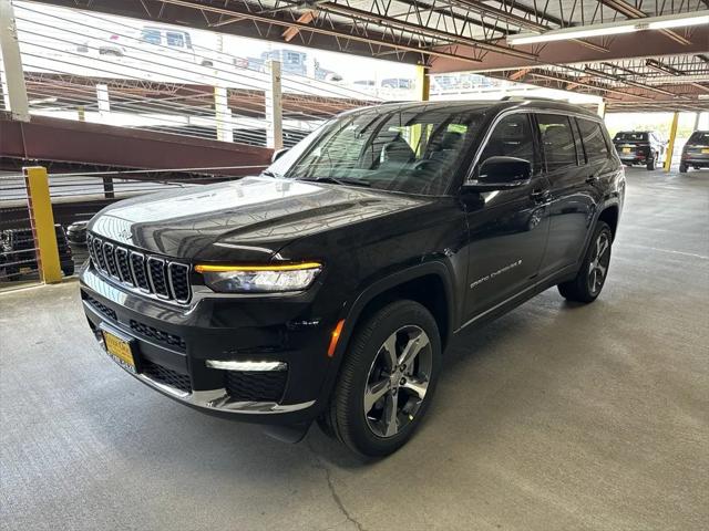 2024 Jeep Grand Cherokee GRAND CHEROKEE L LIMITED 4X4