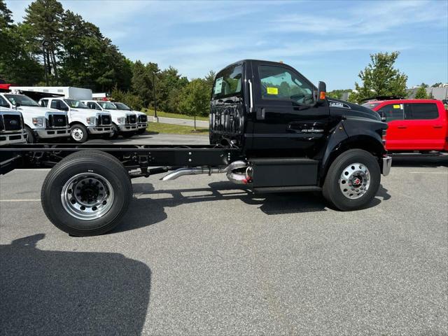 2025 Ford F-750 SUPER DUTY