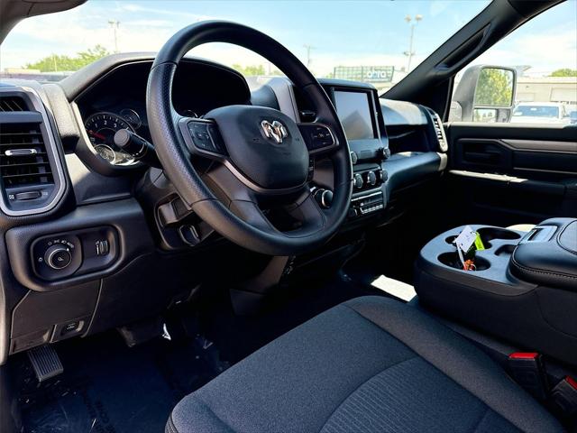 2024 RAM Ram 2500 RAM 2500 TRADESMAN REGULAR CAB 4X4 8 BOX 2024 RAM Ram 2500 RAM 2500 TRADESMAN REGULAR CAB 4X4 8 BOX