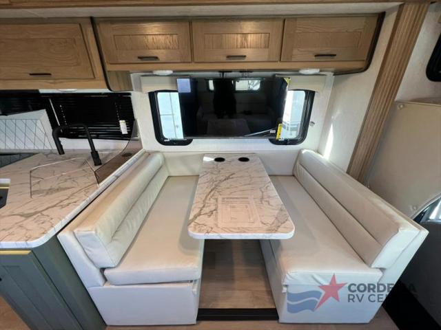 2025 Ford E-450 Cutaway Unknown