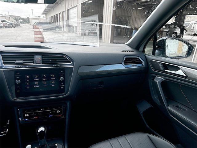 2024 Volkswagen Tiguan 2.0T SE R-Line Black