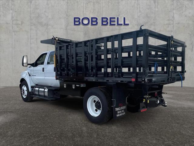 2025 Ford F-750 Base