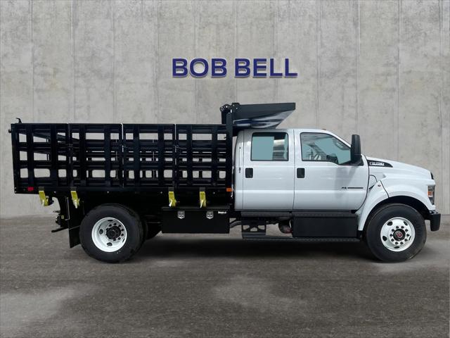 2025 Ford F-750 Base