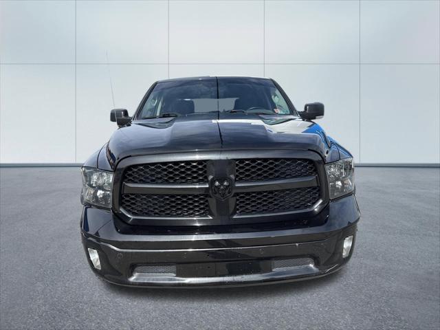 2018 RAM 1500 Big Horn Crew Cab 4x4 57 Box