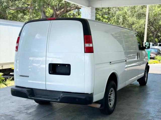 2017 Chevrolet Express Work Van