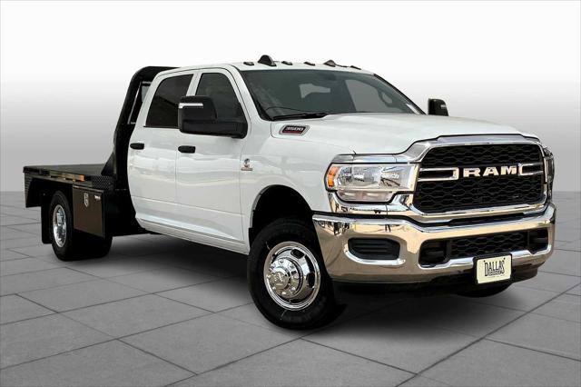 2024 RAM Ram 3500 Chassis Cab RAM 3500 TRADESMAN CREW CAB CHASSIS 4X4 60 CA
