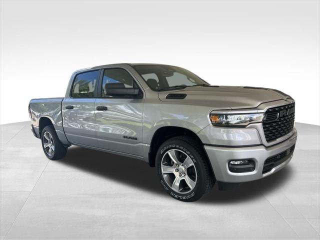 2025 RAM Ram 1500 RAM 1500 TRADESMAN CREW CAB 4X4 57 BOX
