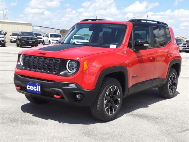 2023 Jeep Renegade RENEGADE TRAILHAWK 4X4