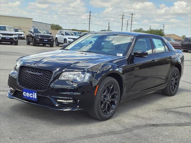 2023 Chrysler Chrysler 300 300 TOURING L AWD