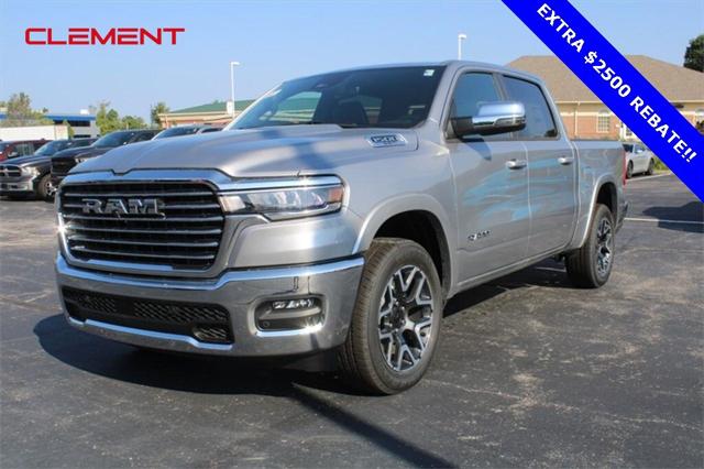 2025 RAM Ram 1500 RAM 1500 LARAMIE CREW CAB 4X4 57 BOX
