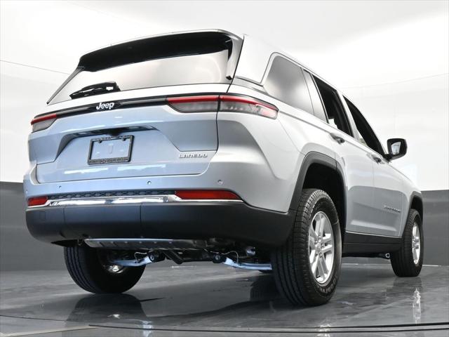 2024 Jeep Grand Cherokee GRAND CHEROKEE LAREDO 4X2
