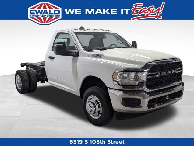 2024 RAM Ram 3500 Chassis Cab RAM 3500 TRADESMAN CHASSIS REGULAR CAB 4X4 60 CA