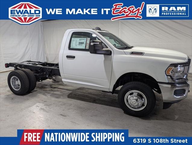 2024 RAM Ram 3500 Chassis Cab RAM 3500 TRADESMAN CHASSIS REGULAR CAB 4X4 60 CA