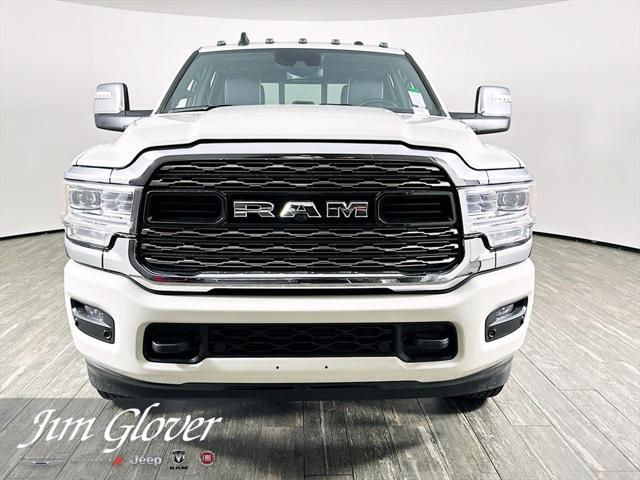 2024 RAM Ram 3500 RAM 3500 LIMITED CREW CAB 4X4 8 BOX