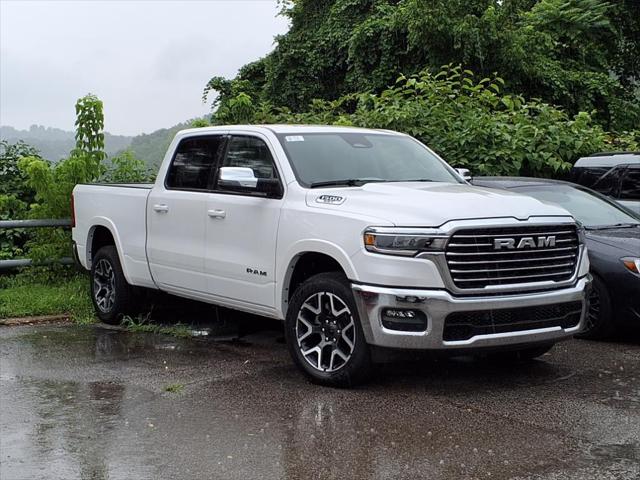 2025 RAM Ram 1500 RAM 1500 LARAMIE CREW CAB 4X4 64 BOX