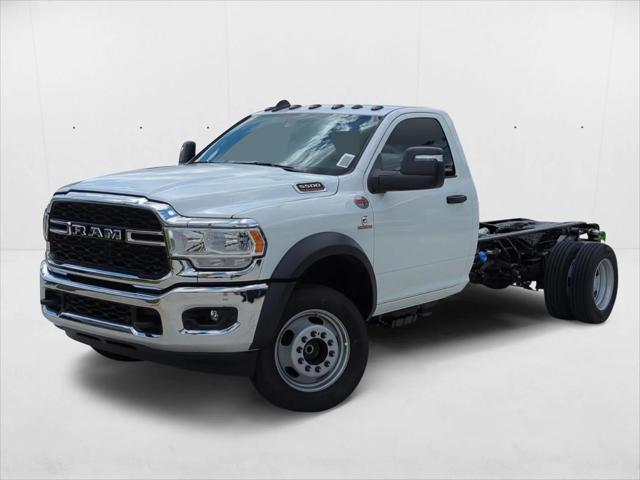 2024 RAM Ram 5500 Chassis Cab RAM 5500 TRADESMAN CHASSIS REGULAR CAB 4X2 84 CA 2024 RAM Ram 5500 Chassis Cab RAM 5500 TRADESMAN CHASSIS REGULAR CAB 4X2 84 CA