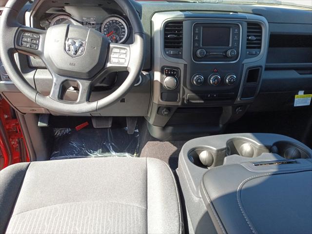 2024 RAM Ram 1500 Classic RAM 1500 CLASSIC TRADESMAN QUAD CAB 4X2 64 BOX