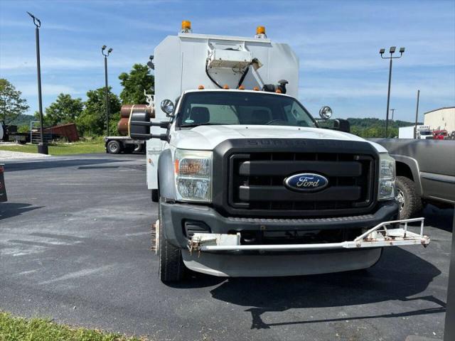 2011 Ford F-550 XL