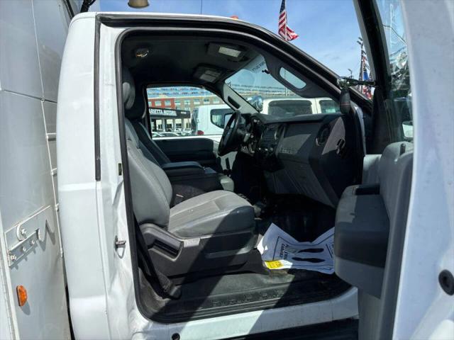 2011 Ford F-550 XL