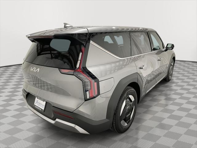 2024 Kia EV9 Light Short Range
