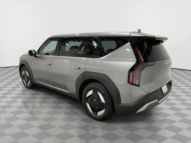 2024 Kia EV9 Light Short Range