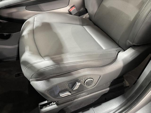2024 Kia EV9 Light Short Range