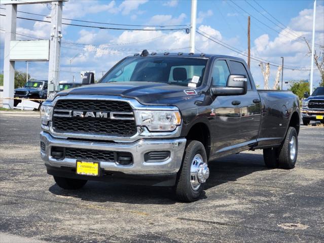 2024 RAM Ram 3500 RAM 3500 TRADESMAN CREW CAB 4X4 8 BOX