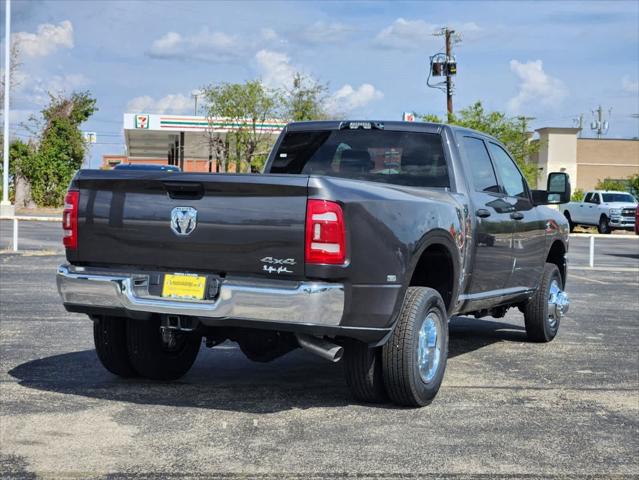 2024 RAM Ram 3500 RAM 3500 TRADESMAN CREW CAB 4X4 8 BOX