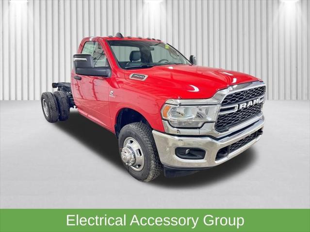 2024 RAM Ram 3500 Chassis Cab RAM 3500 TRADESMAN CHASSIS REGULAR CAB 4X4 60 CA