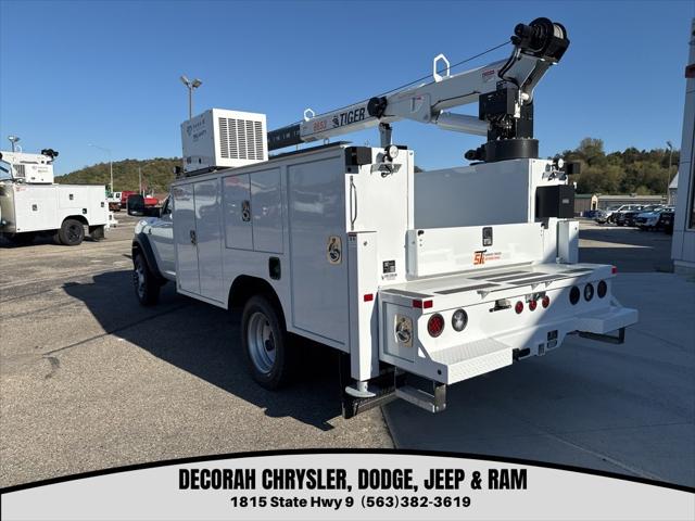 2024 RAM Ram 5500 Chassis Cab RAM 5500 TRADESMAN CHASSIS REGULAR CAB 4X4 84 CA 2024 RAM Ram 5500 Chassis Cab RAM 5500 TRADESMAN CHASSIS REGULAR CAB 4X4 84 CA