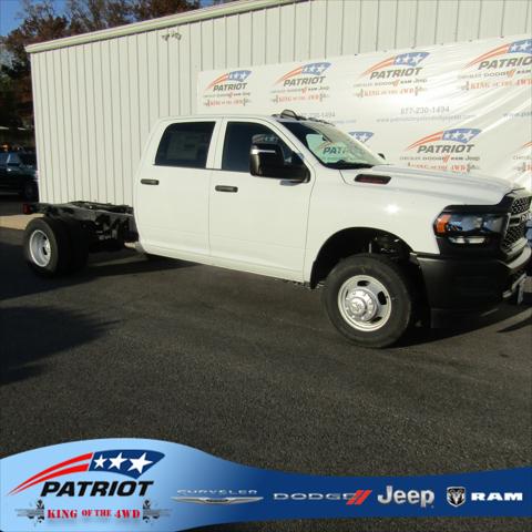 2024 RAM Ram 3500 Chassis Cab RAM 3500 TRADESMAN CREW CAB CHASSIS 4X4 60 CA