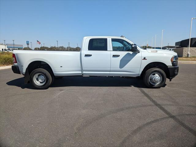 2024 RAM Ram 3500 RAM 3500 TRADESMAN CREW CAB 4X4 8 BOX