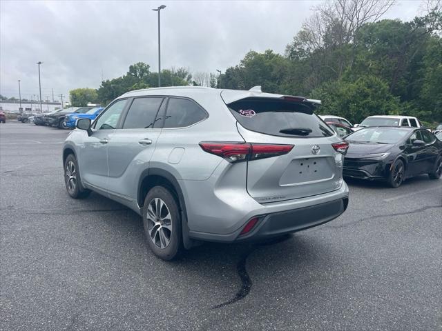 2022 Toyota Highlander XLE 2022 Toyota Highlander XLE