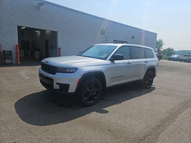 2021 Jeep Grand Cherokee L Altitude 4x4 2021 Jeep Grand Cherokee L Altitude 4x4